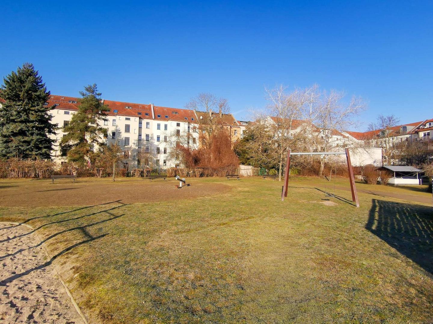 Parkähnl. Hinterhofgestaltung