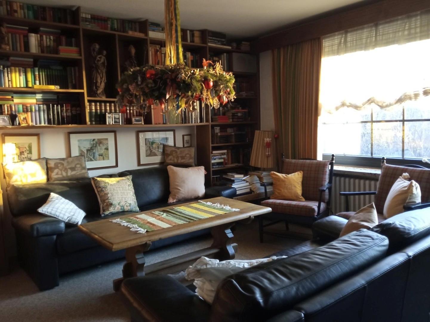 Wohnzimmer - vorher m. Möbel