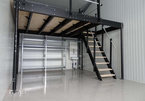 Zwischendecke (zusätzliche Lagerfläche)