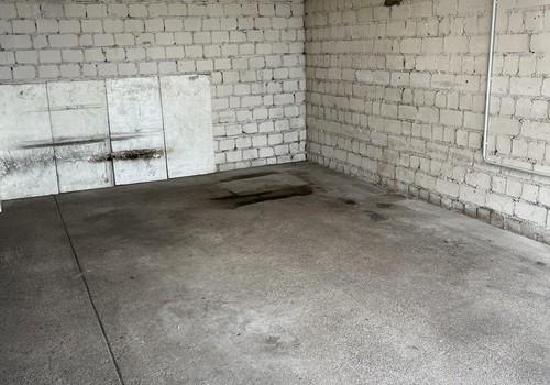Garage Innen