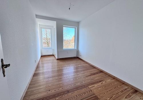 Weiteres Zimmer mit Balkon