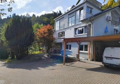 A-HausAnsicht leicht seitlich