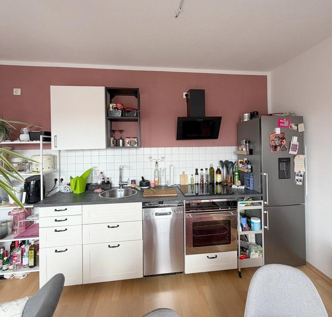 Einbauküche zur Übernahme (ohne Kühlschrank)