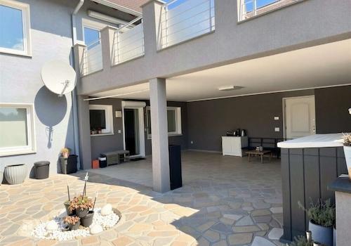 Außenansicht Whg. EG links