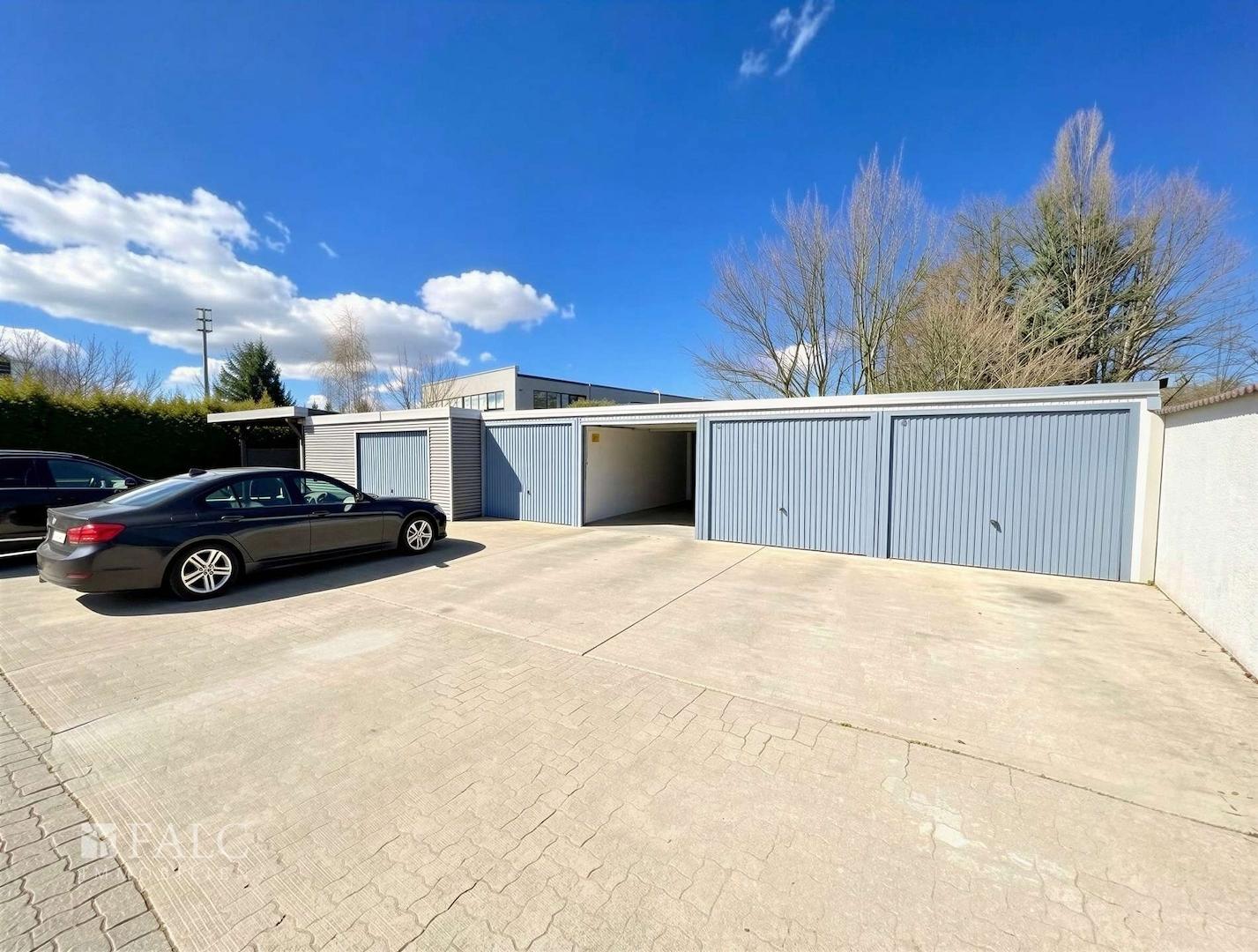 Garage - (digital bearbeitet)