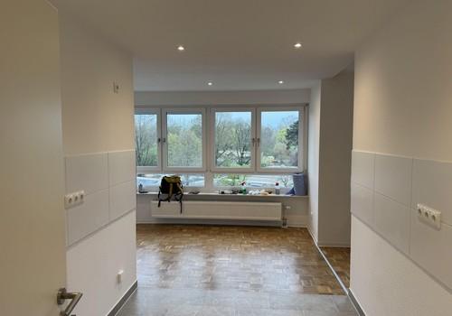 Küche mit Essbereich