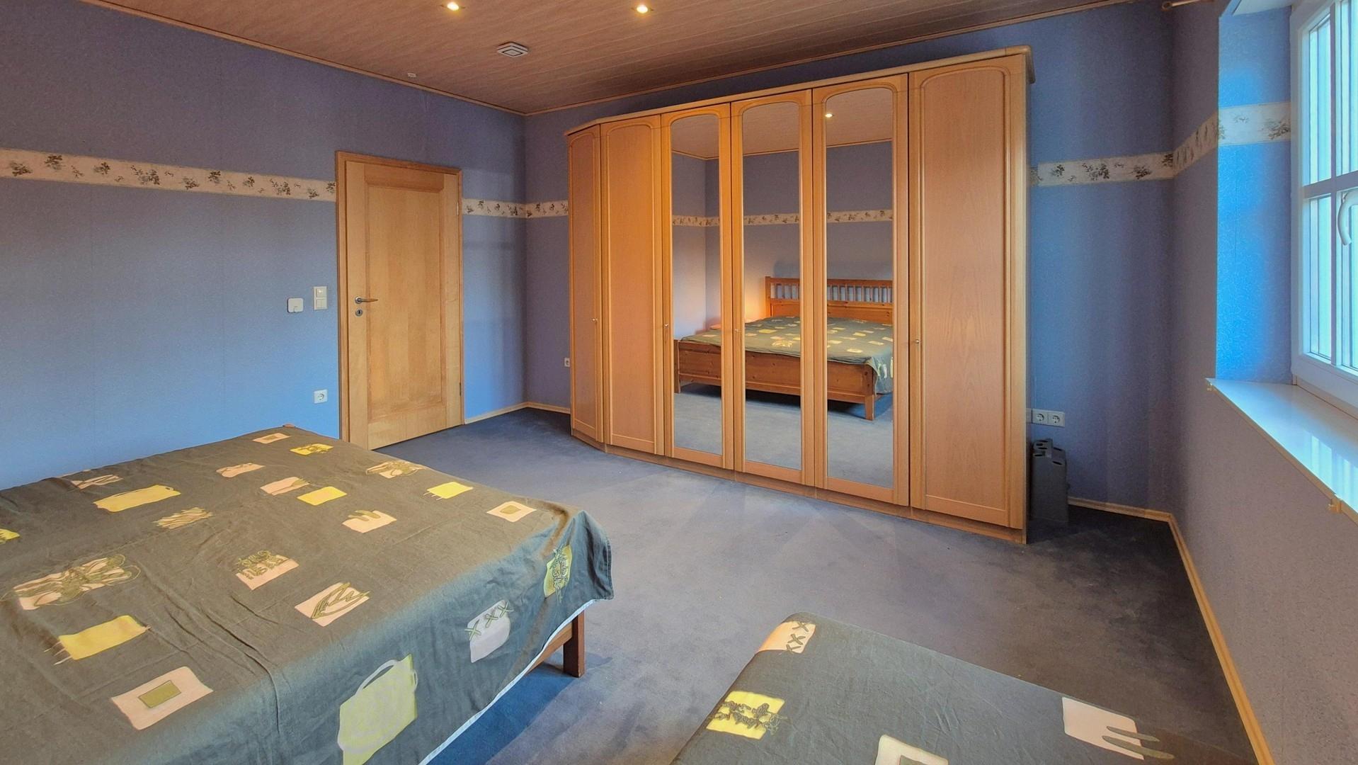Kleiderschrank Schlaffzimmer