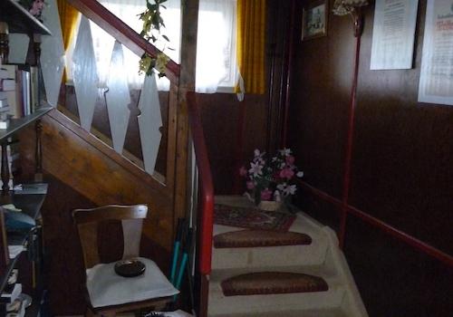 alte Treppe EG ins OG