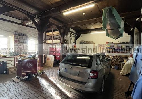 Diele / Garage / Werkstatt