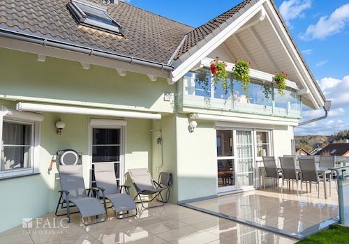 Terasse - (KI optimiert)