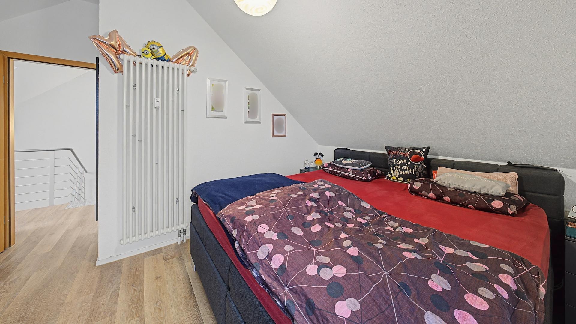 Schlafzimmer im DG