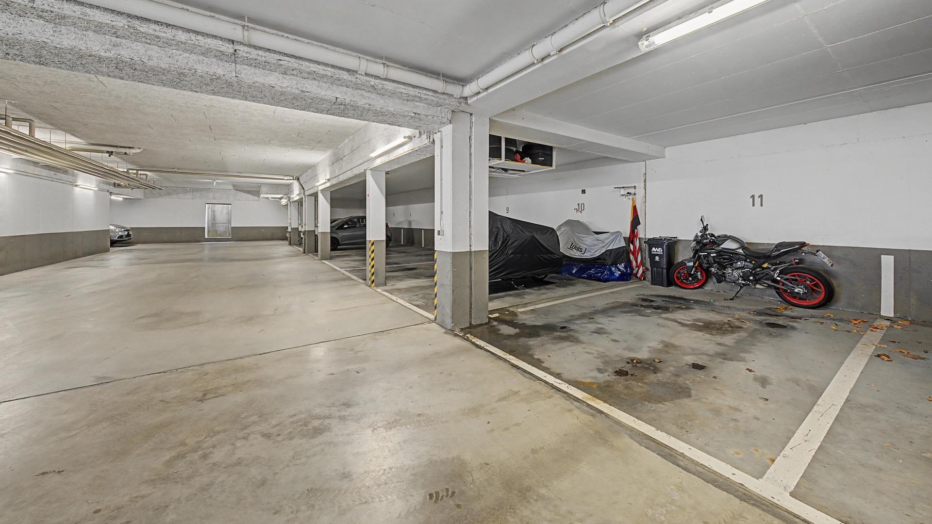 Tiefgaragenstellplatz