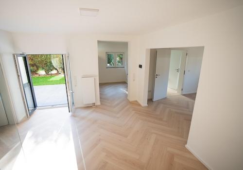 EG_Kueche_Esszimmer_bei_Tag