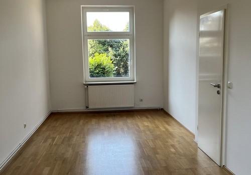 drittes Schlafzimmer EG 