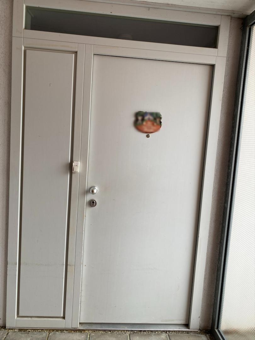 Wohnungseingangstüre ohne Schwelle