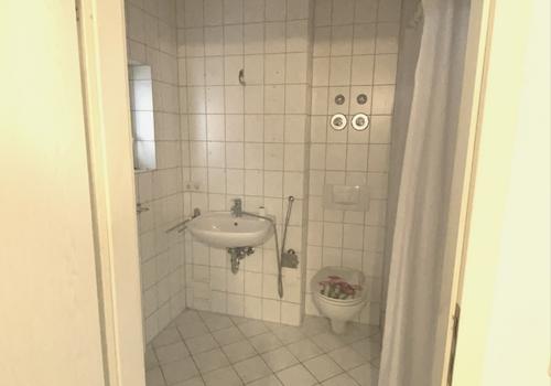 Blick ins Badezimmer