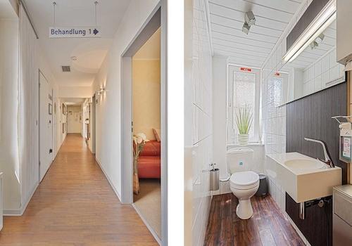 1. Obergeschoss Praxis Flur/WC