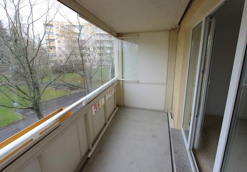 verglaster Balkon (Muster)