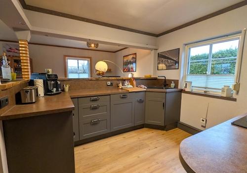 Offene Küche mit EBK