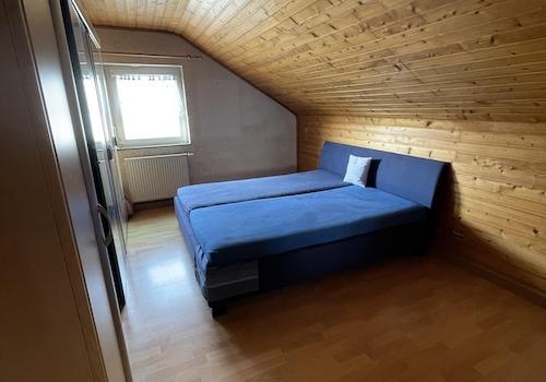 Schlafzimmer 2. OG