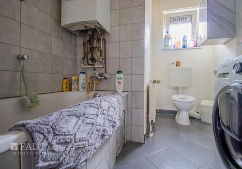 Badezimmer (Erdgeschoss)