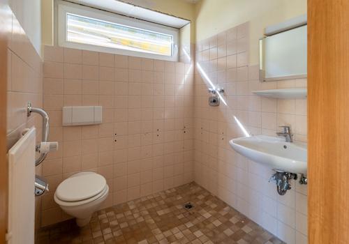 Bad II Gemeinschaftsraum Haus B