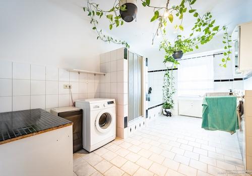 Tageslichtbad EG (WE 2)