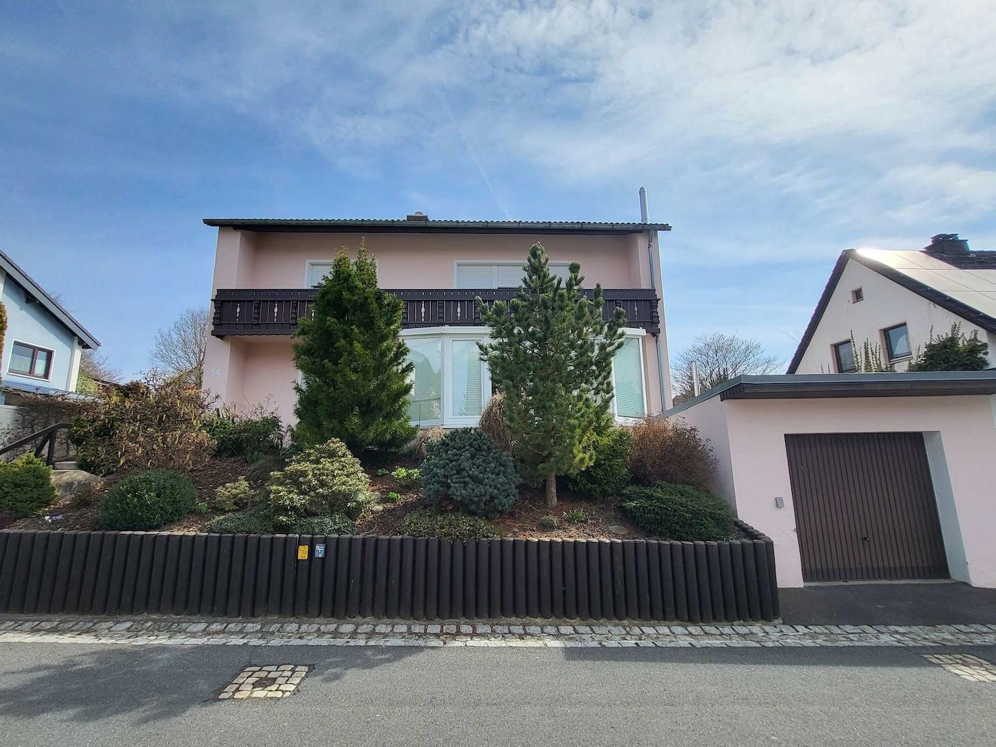 1115 B - Straßenansicht