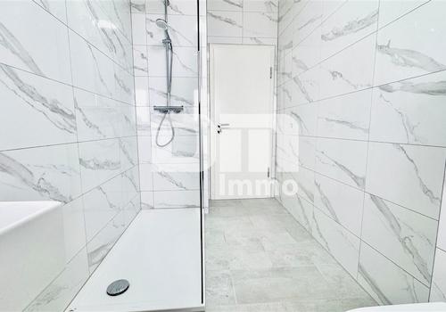 OG / DG Bad / Dusche ebenerdig