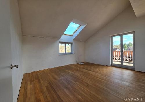 Kinderzimmer 2 o. Büro Ansicht 1