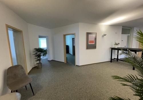 Empfang - Anmeldung - Flur - Bild II