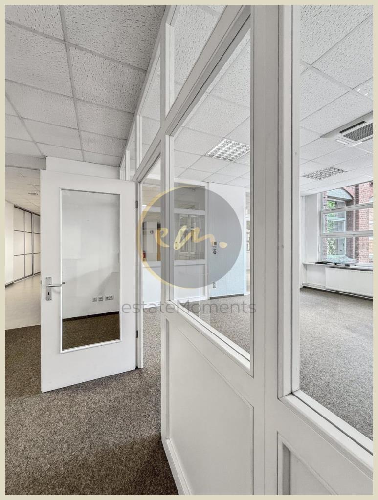 Holz-Raumtrennweände