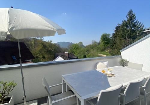 Balkon mit Blick auf Kaiser