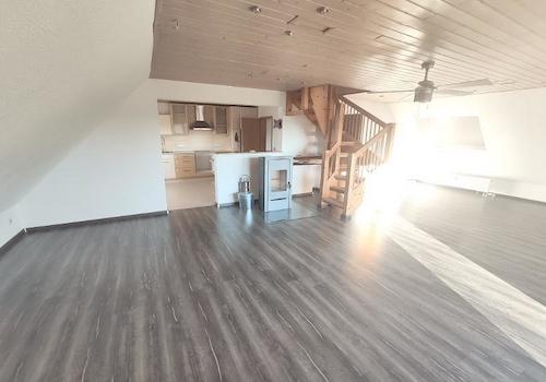 Whg. 1: Essbereich und Wohnzimmer Bild 4