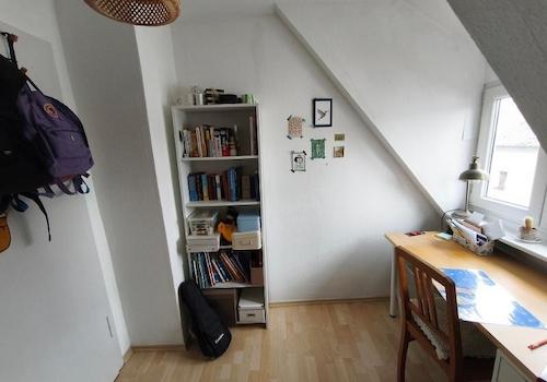 Arbeitszimmer Bild 2