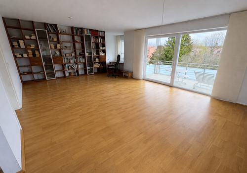 großzügiger Wohn- und Essbereich