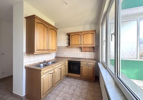 Küche mit Einbauküche