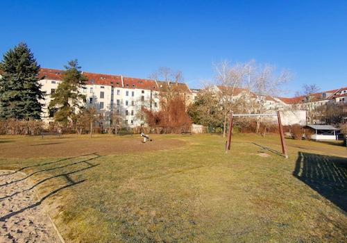 Parkähnl. Hinterhofgestaltung