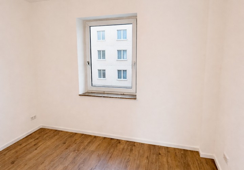 Ruhiges Schlafzimmer mit Blick