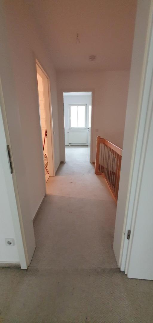 Flur OG zum Kinderzimmer