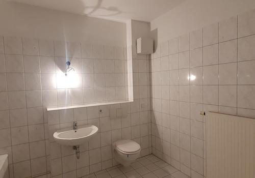 Bad OG Waschbecken WC