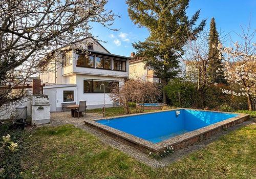 Hausansicht Gartenseite