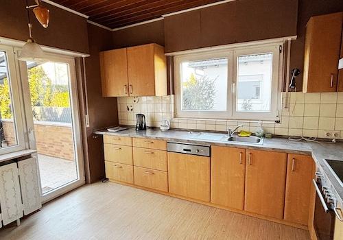 EG - Einbauküche mit Terrassenzugang