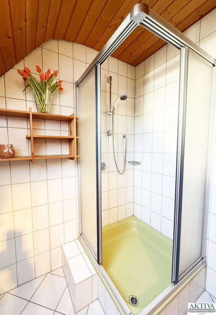  Im Detail Badezimmer Dachgeschoss.