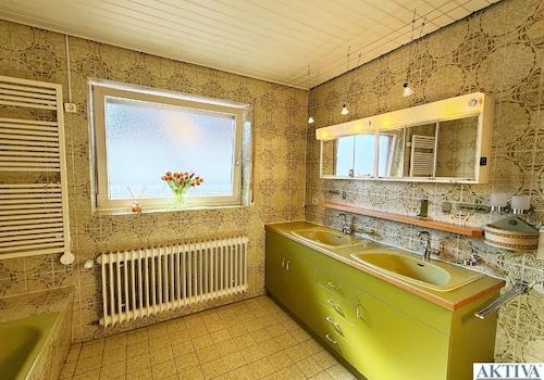 Das Badezimmer im Erdgeschoss