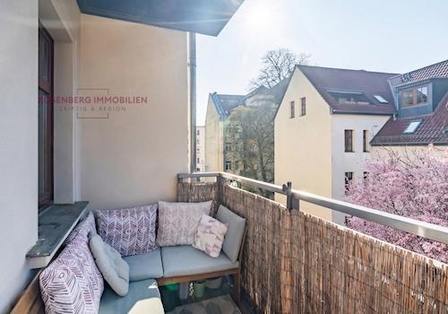 5209db63-balkon-terrasse-staging-etagenwohnung-in-leipzig-zentrum-sued