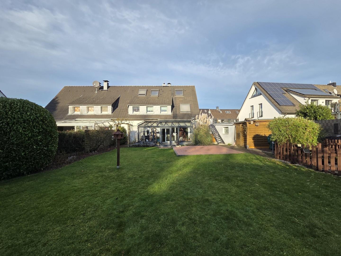 Blick über das Grundstück