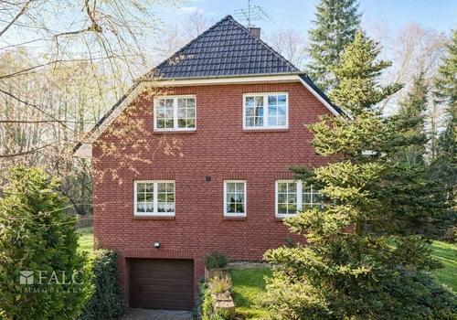 Hausansicht Straßenseite