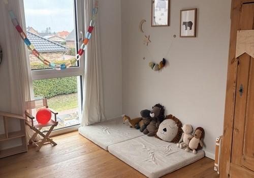 Kinderzimmer 1  Fensteransicht