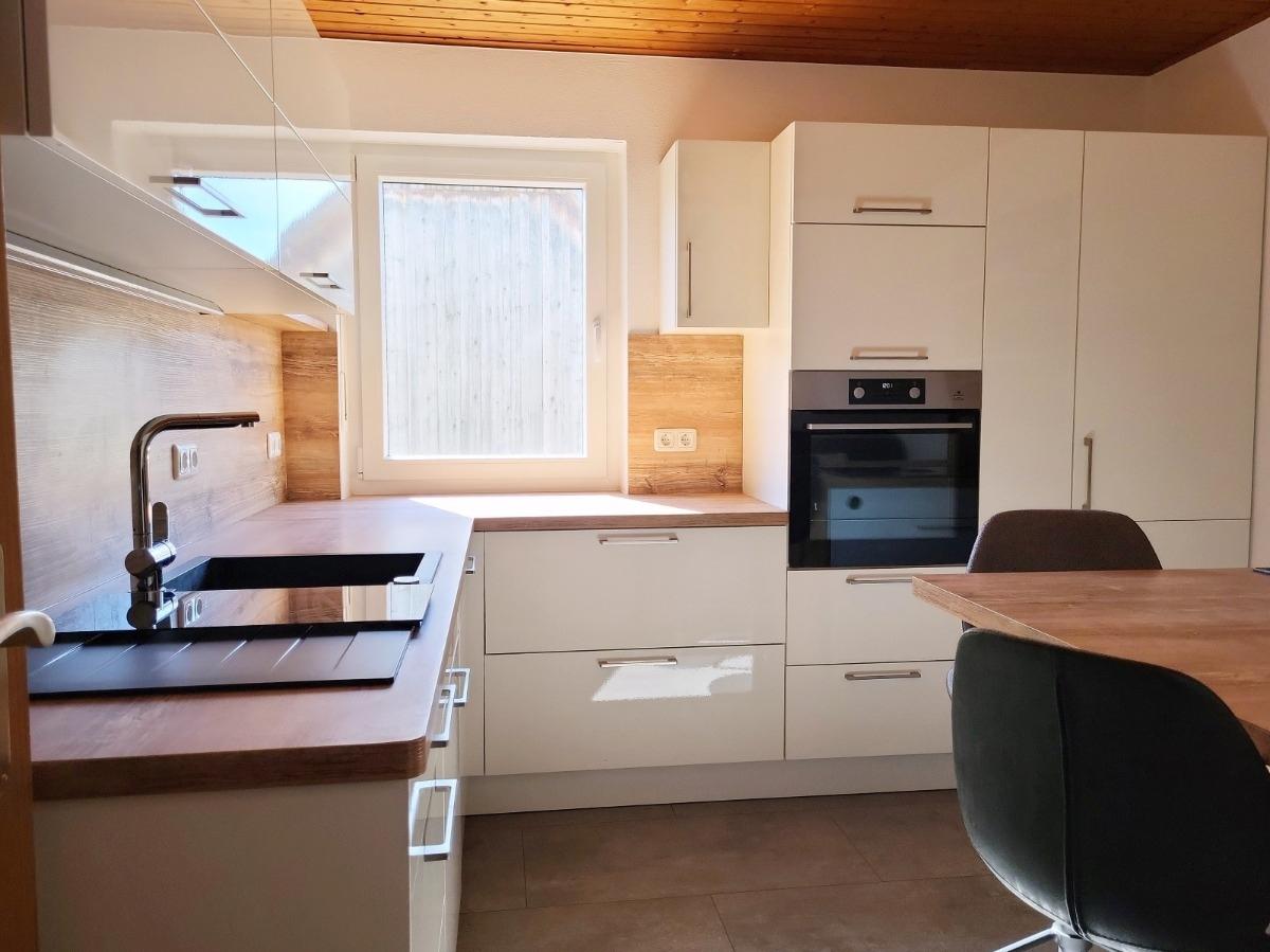 Moderne Küche im OG